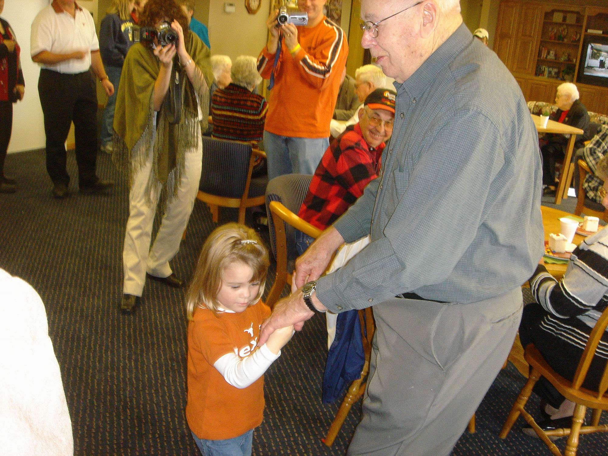 2005-11-05-08-90thBD-Gramphi.JPG